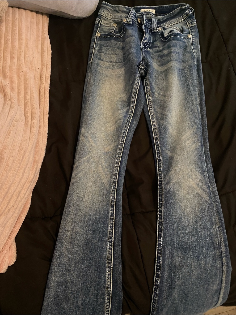 Women's Mid-Rise Blue Flare Jeans - Light Wash